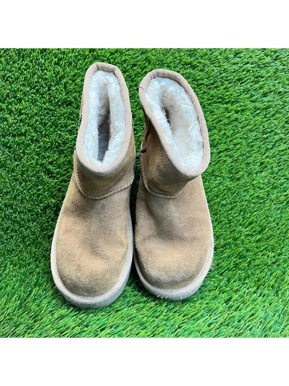 UGG Classic Mini Platform Boys Size 3Y Brown Outdoor Suede Pull On Ankle Boots
